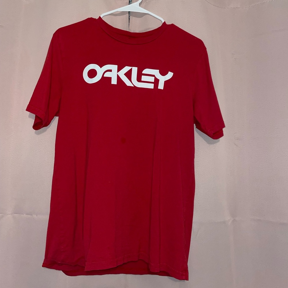 Oakley t shirt